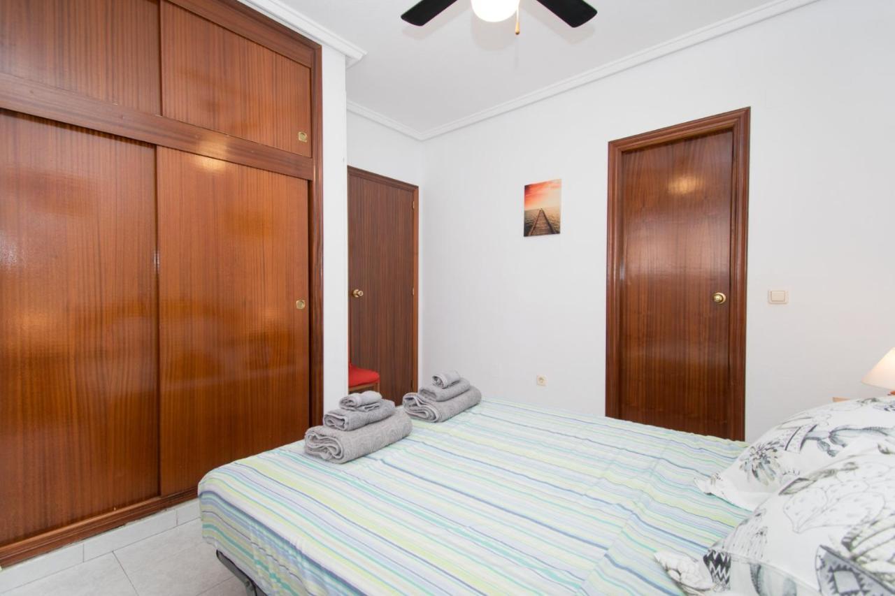 016 Happiness Apartment - Alicante Holiday Торрев'єха Екстер'єр фото